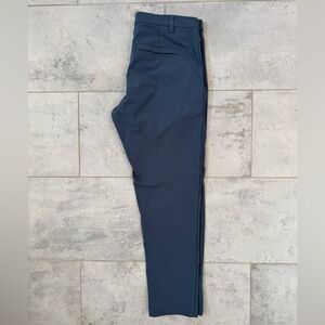 Mens Lululemon Iron blue Men's  Chinos Sz 35/32